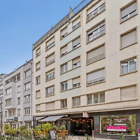 Apartment Modern Near Station *