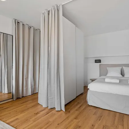 Modern Near Station Apartamento *
