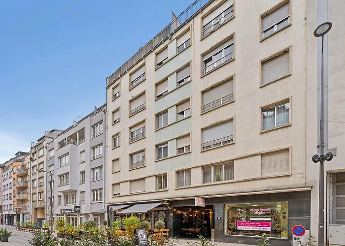 Apartment Modern Near Station *